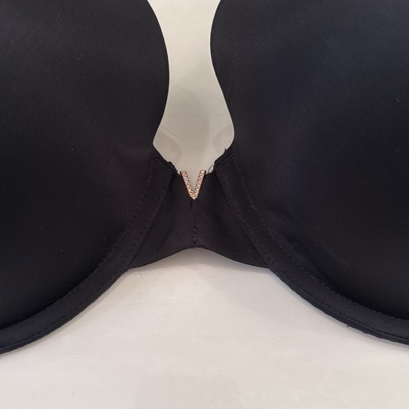 VICTORIAS SECRET lined perfect coverage bra - Picture 2 of 4